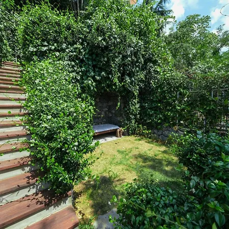 Maison Detroit Iconic 3br Triplex With Great Views اسطنبول