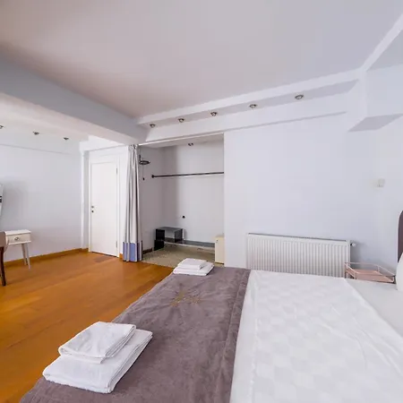 Maison Detroit Iconic 3br Triplex With Great Views شقة