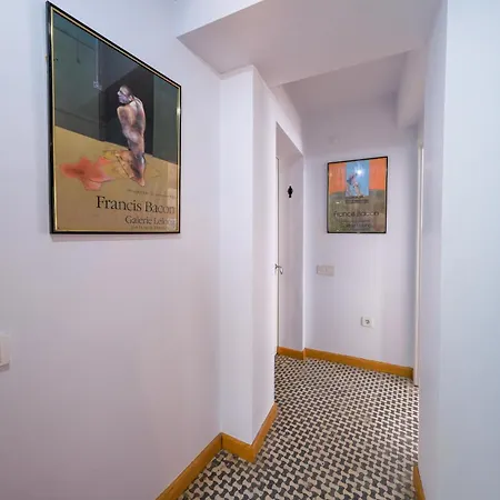 شقة Maison Detroit Iconic 3br Triplex With Great Views