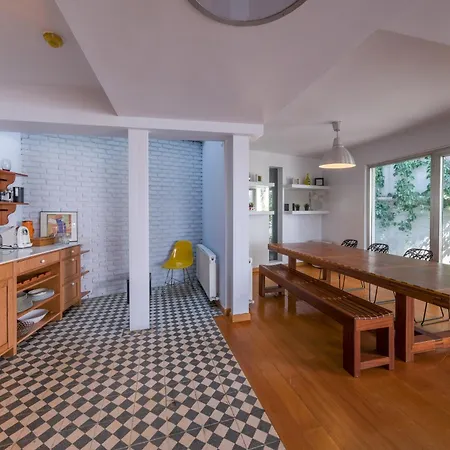 Apartman Maison Detroit Iconic 3br Triplex With Great Views Isztambul